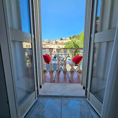 Appartement Domo Koralia - Nella Piazza - Parcheggi Pubblici In Piazza
